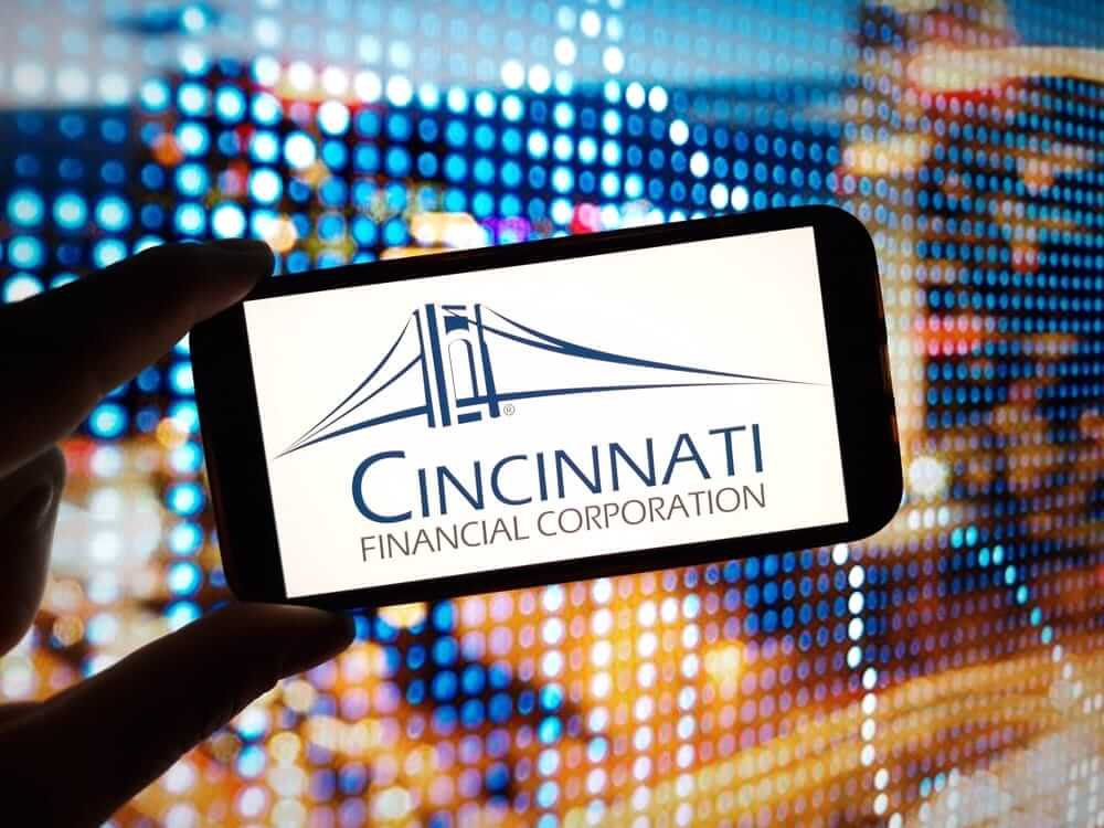 Cincinnati Financial Corp_ phone screen-by Piotr Swat via Shutterstock